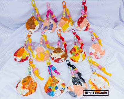 Conchas de Mar de Plástico Reciclado, Estilo Rustico, Divertido y Colorido para Mochilas, Bolsos, Termos y Llaves