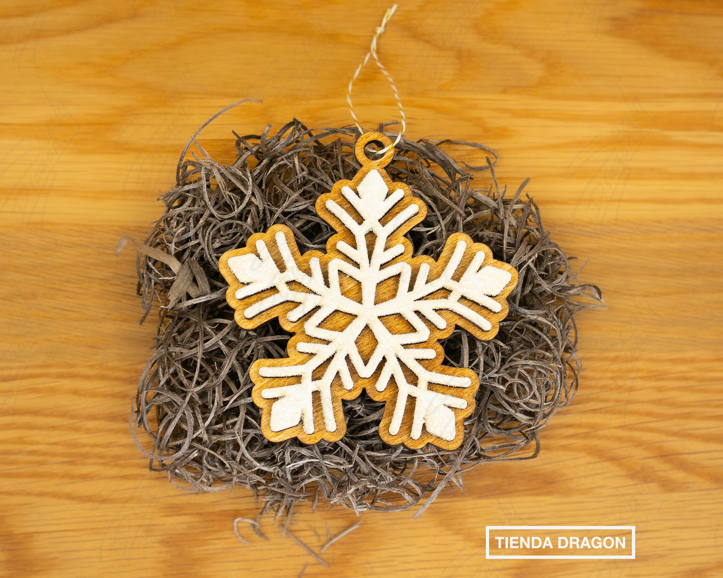 Viste tu Árbol con este Set de 6 Copos de Nieve Gingerbread