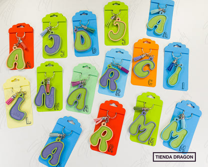 Llavero 3D de letras con Nombre, Estilo Divertido y Colorido, Ideal para Mochilas, Bolsos, Termos y Llaves