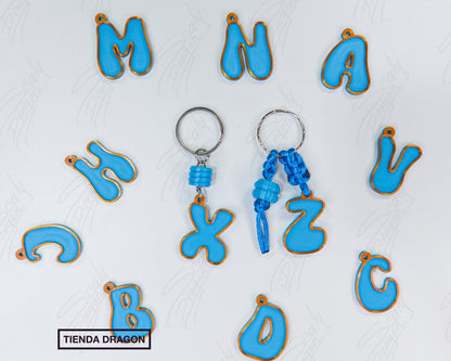 Mini Llavero de letras 3D con relieve, Estilo Divertido y Colorido para Mochilas, Bolsos, Termos y Llaves