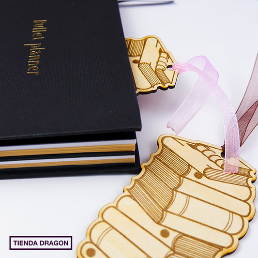 Marcador de pagina en Madera Personalizable para Amantes de la Lectura